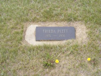 Plett, Frieda